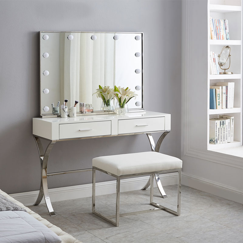 table-wall-make-up-mirror-with-bulbs_387875.jpg