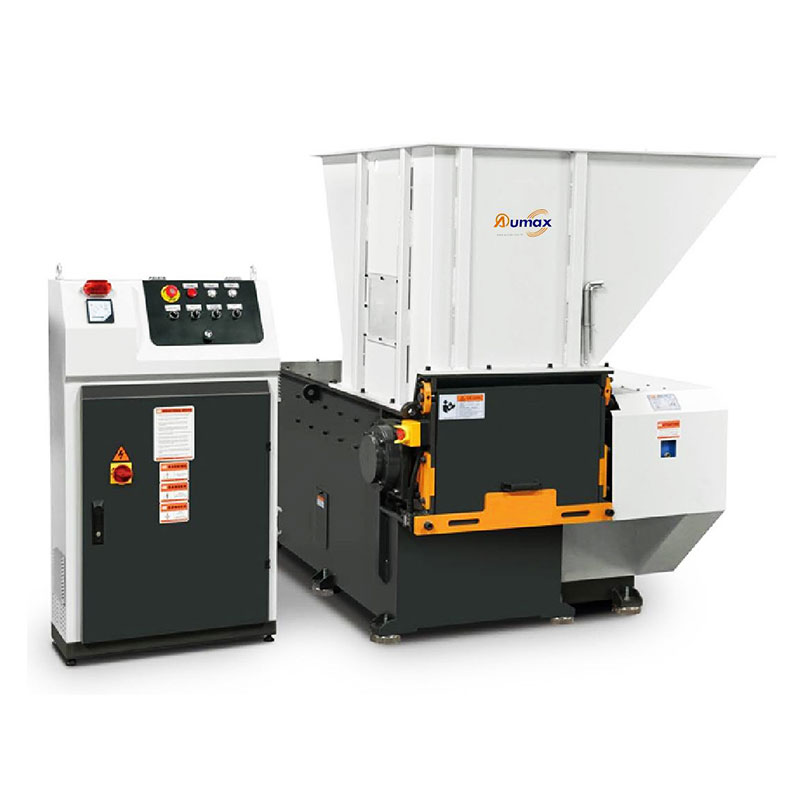 How a single shaft plastic shredder typically operates