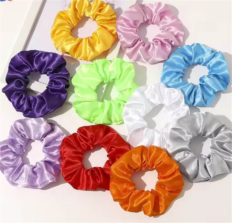 Benefits and Features of Hair Scrunchies